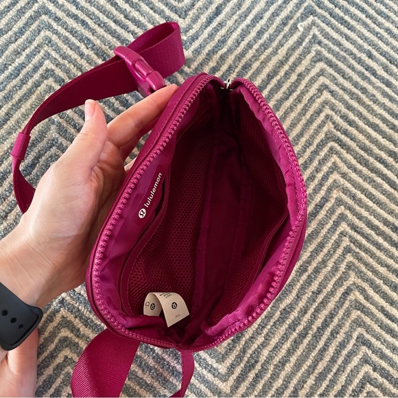 SOLD - Picture 4 of 6